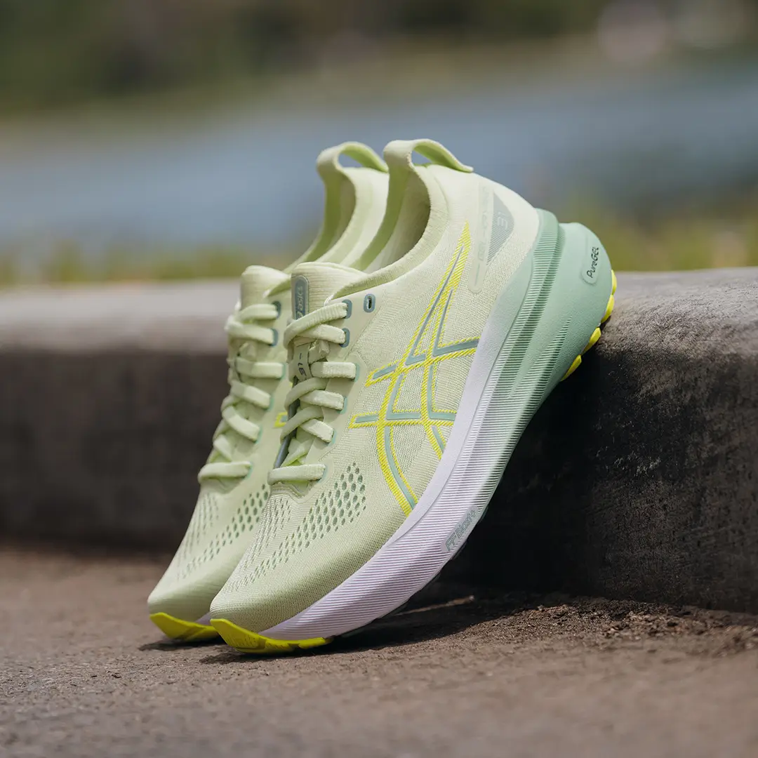 ASICS GEL-KAYANO 31